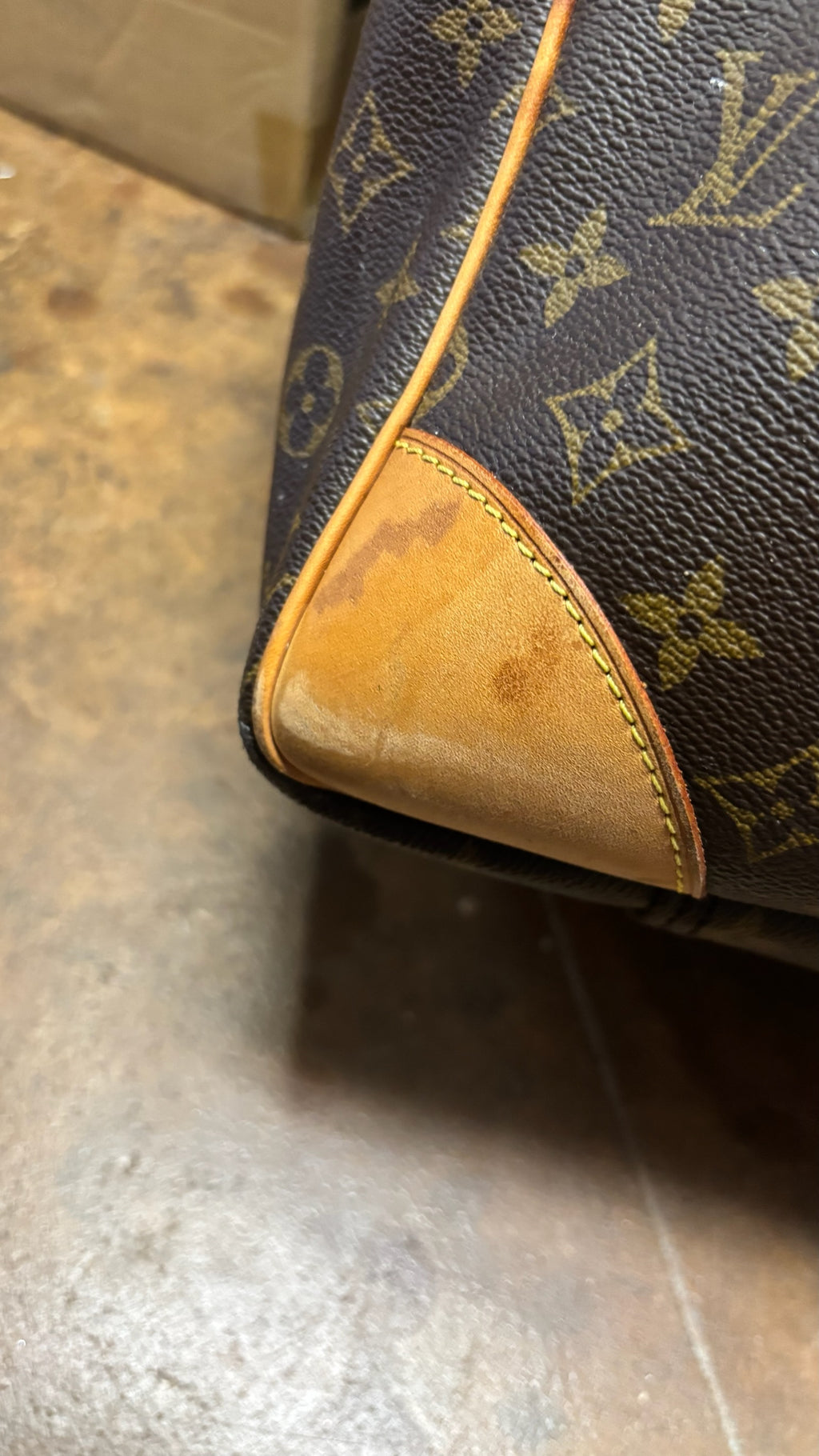 Louis Vuitton Sirius 70 Suitcase
