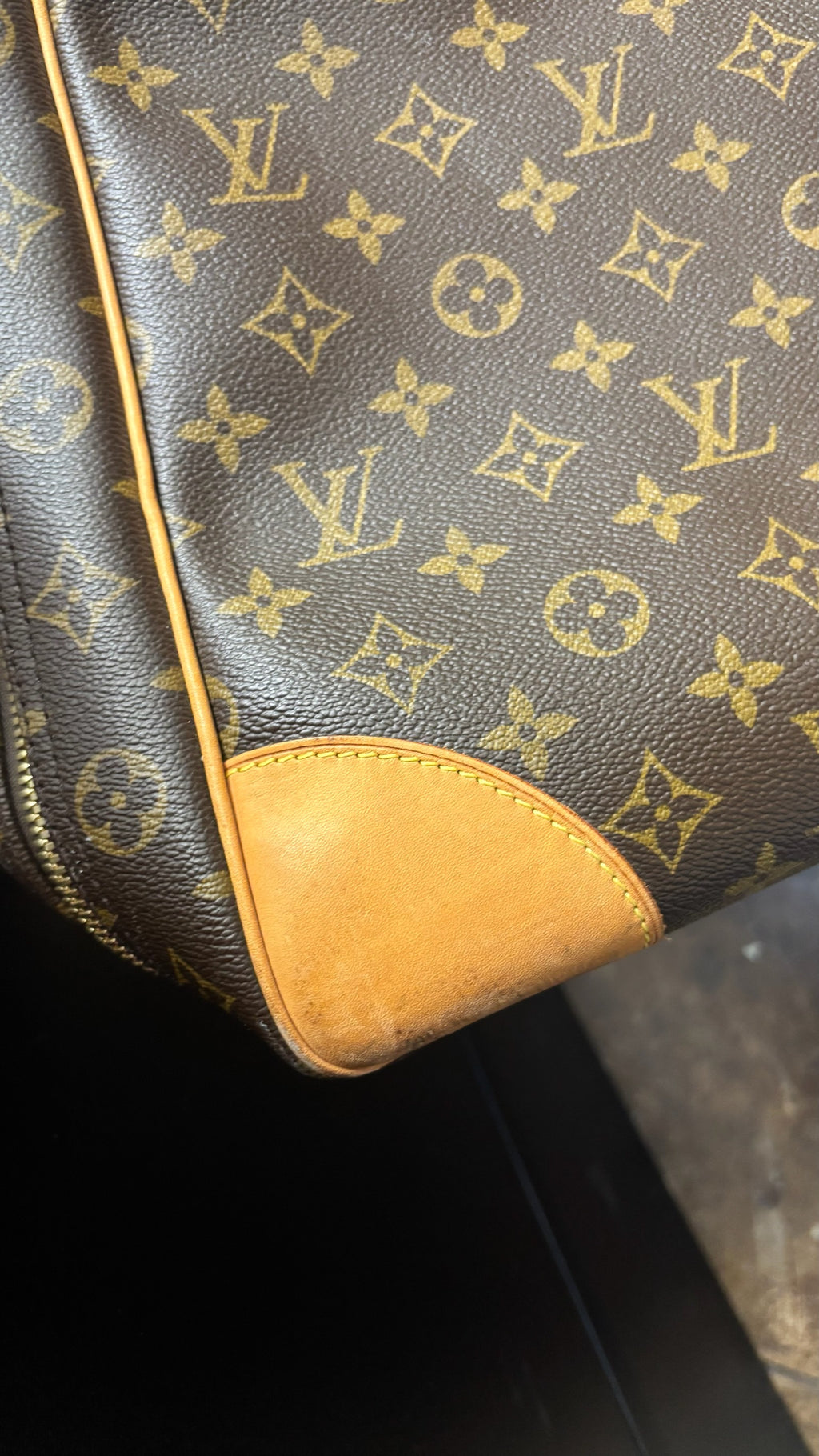 Louis Vuitton Sirius 70 Suitcase