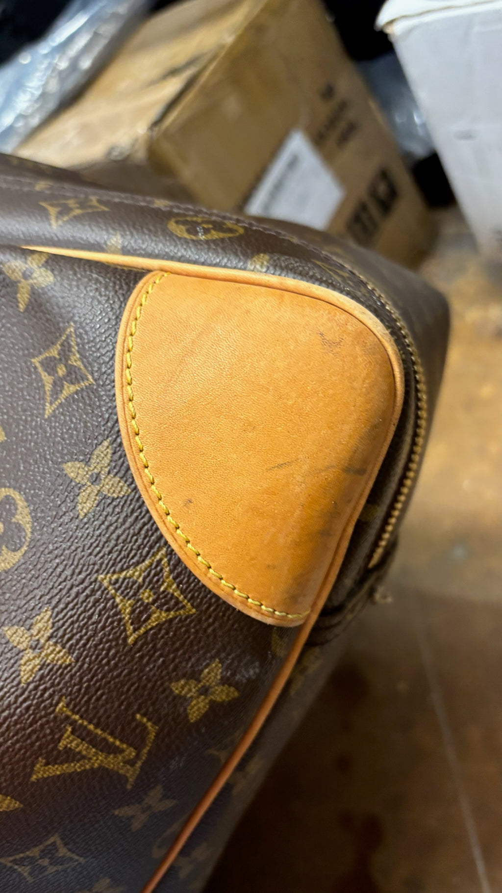Louis Vuitton Sirius 70 Suitcase