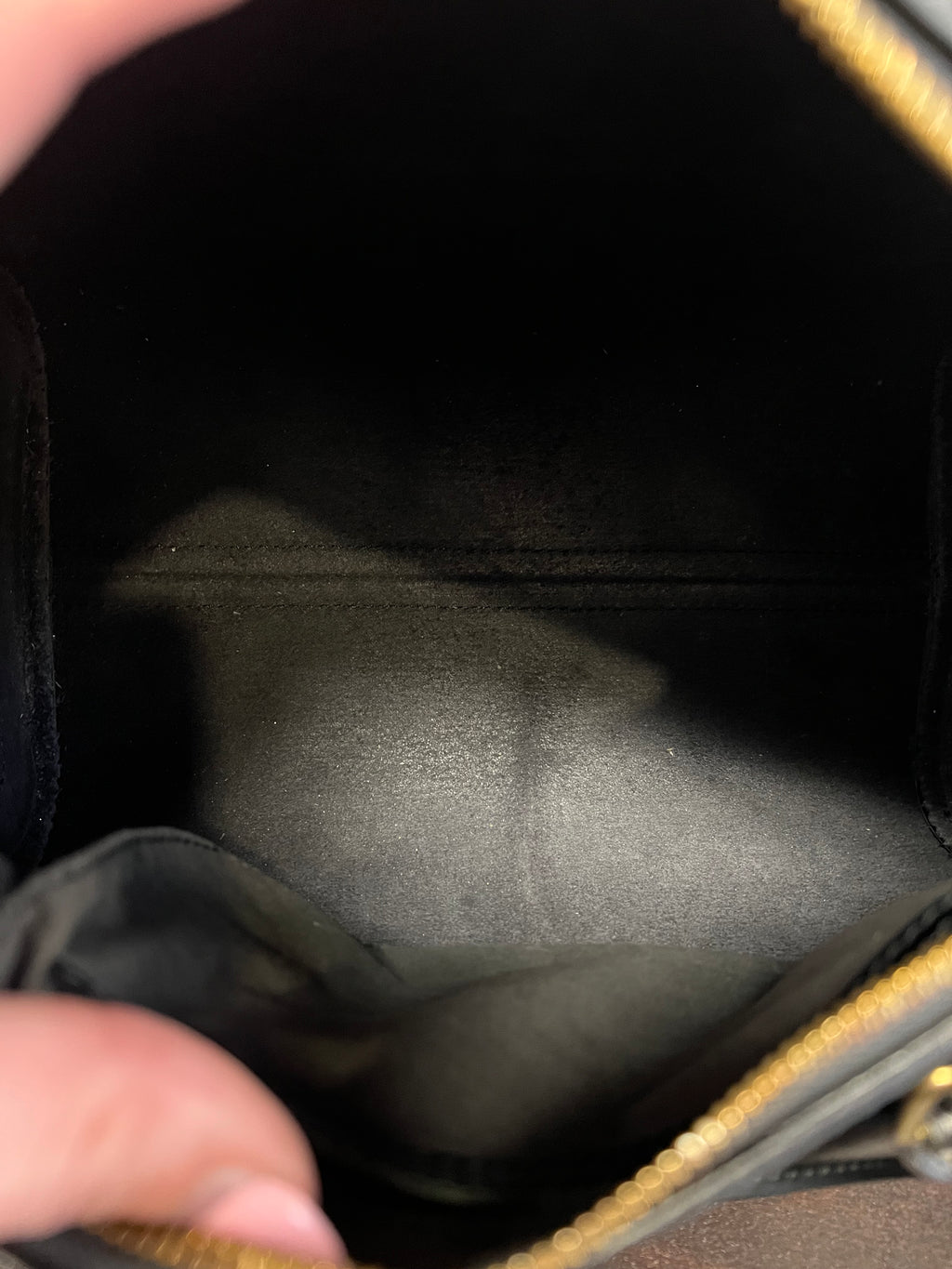 Louis Vuitton Black Speedy 25 Leather Handbag