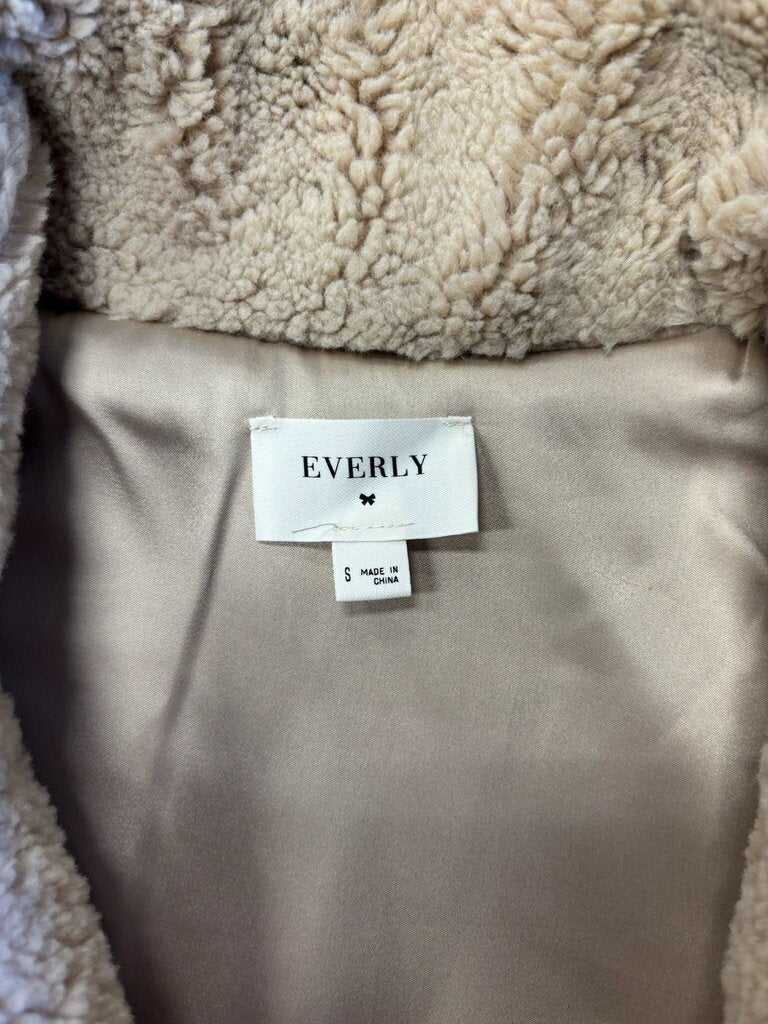 Everly Women's Faux Fur Vest