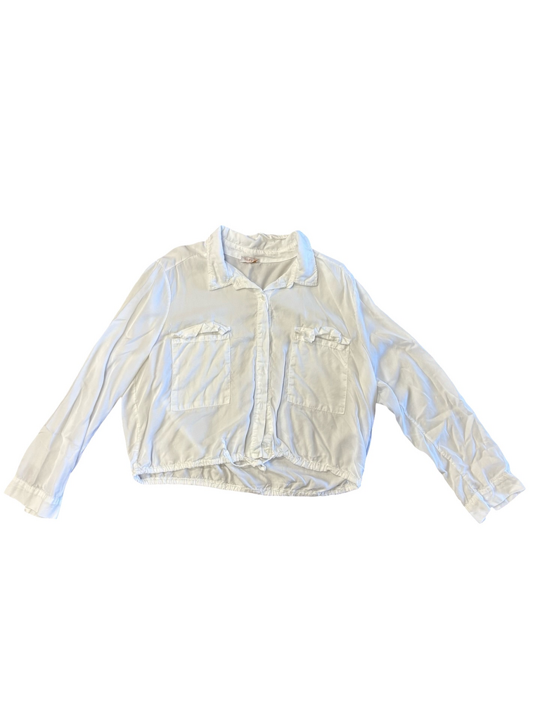M- Suzy D long sleeve white double pocket shirt