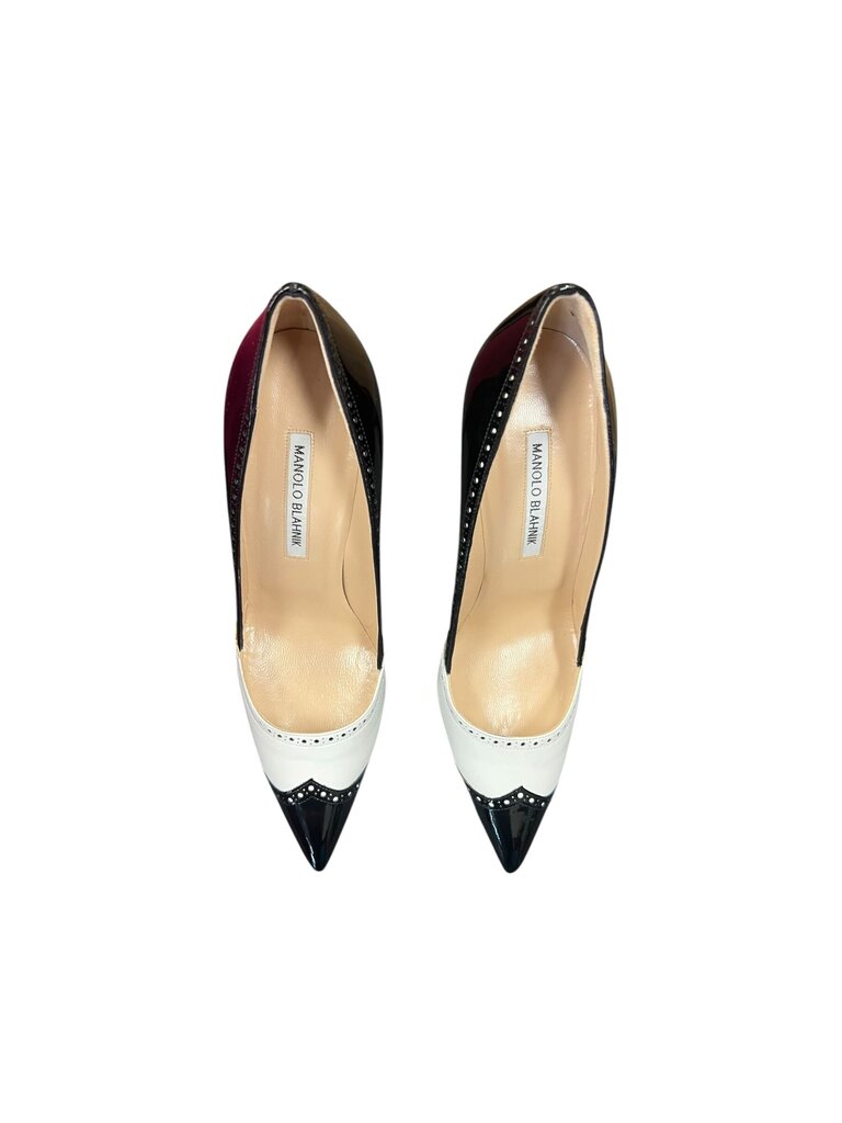 Size 38.5 Manolo Blahnik Women's Colorblock Pointed Toe Pumps