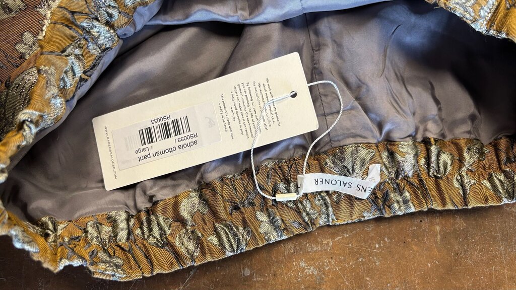 L- Floral Print Casual Pants
