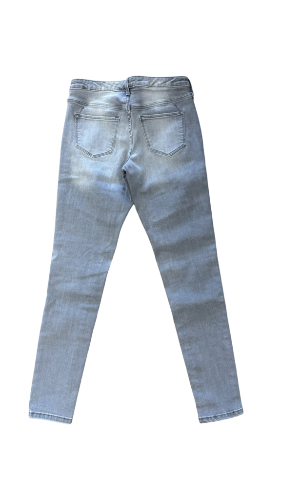 Size 6R- Mid Rise Skinny Jeans
