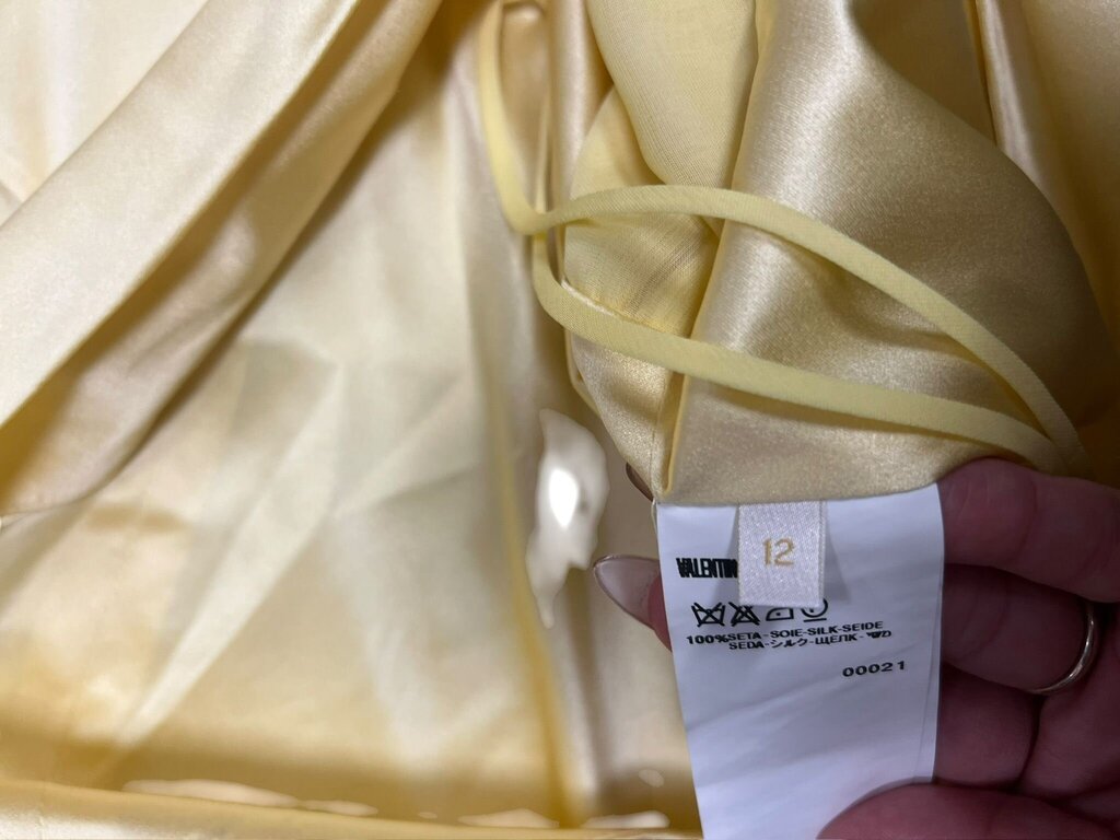 Size 12 Valentino Women’s Yellow Silk Dress