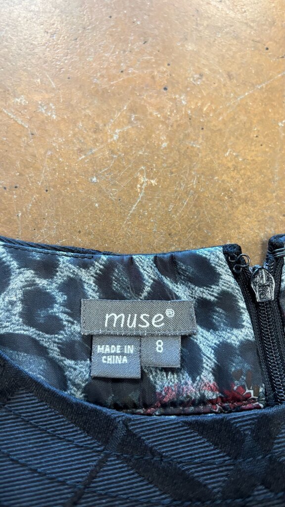 Size 8 Muse Women's Cocktail Dress