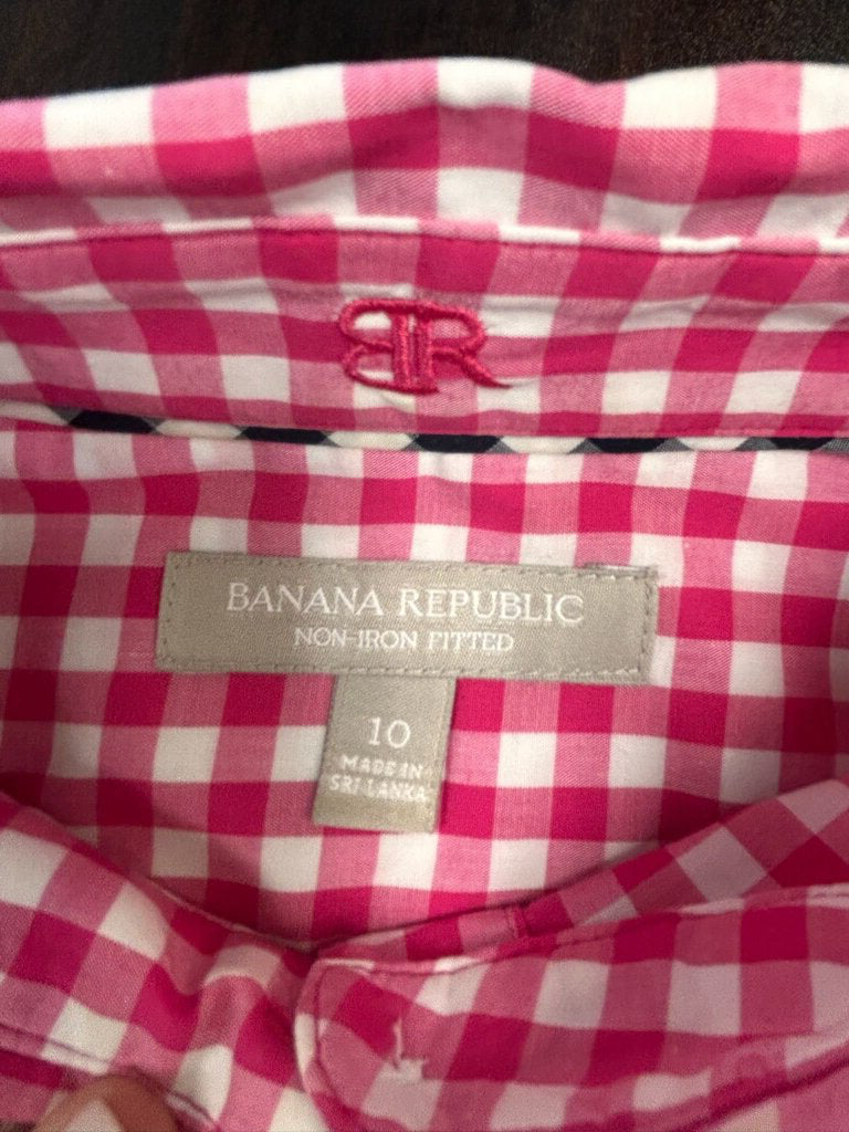 Size 10 Banana Republic Pink Gingham Button-Up Shirt