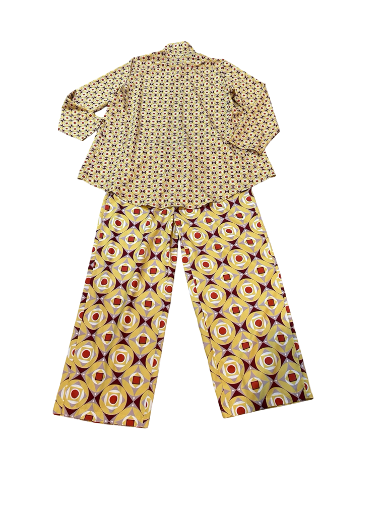 Large Colorful Patterned Set