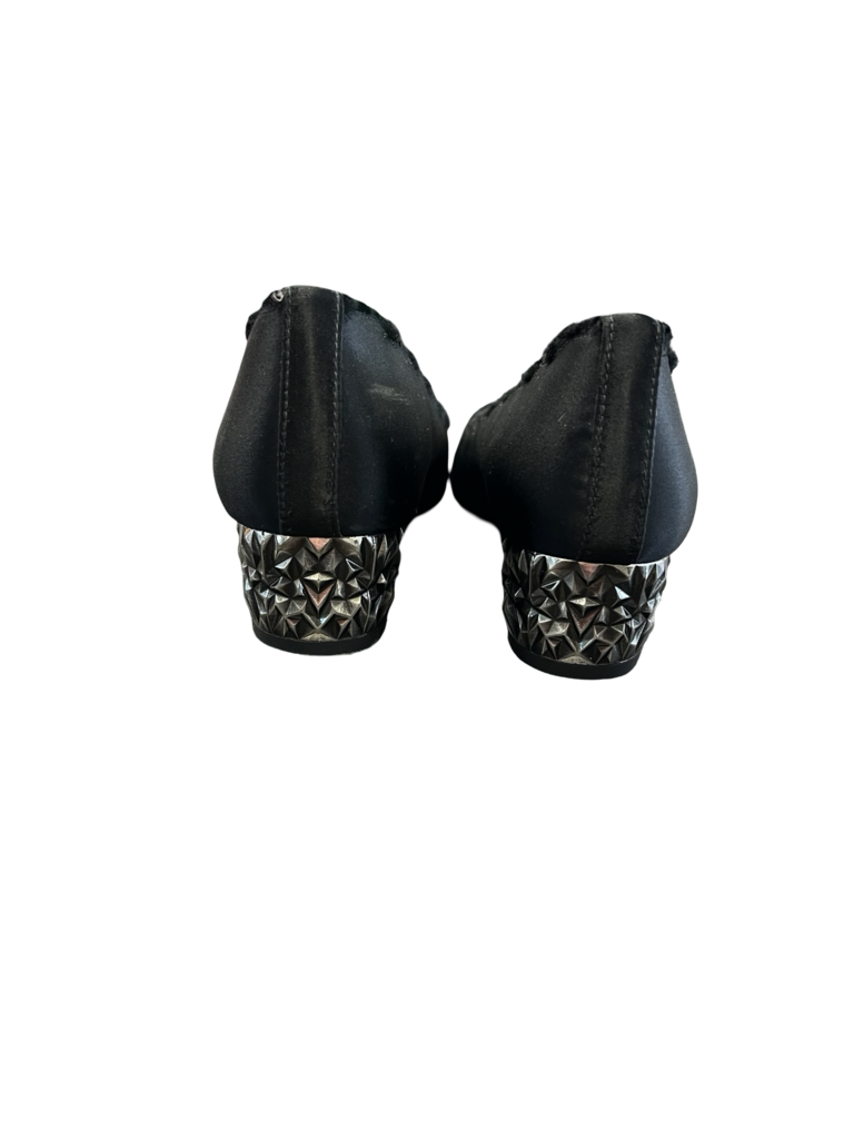 Size 7.5 Fs/ny Women's Black Heeled Flats with Studded Design
