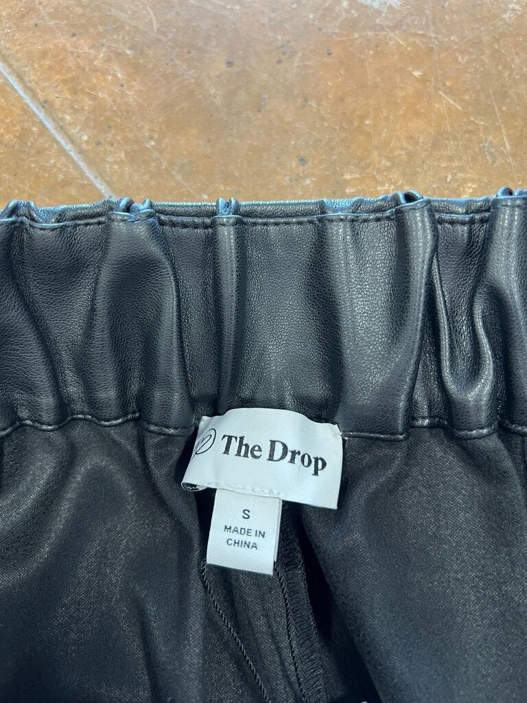 Small The Drop Women's Faux Leather Skirt