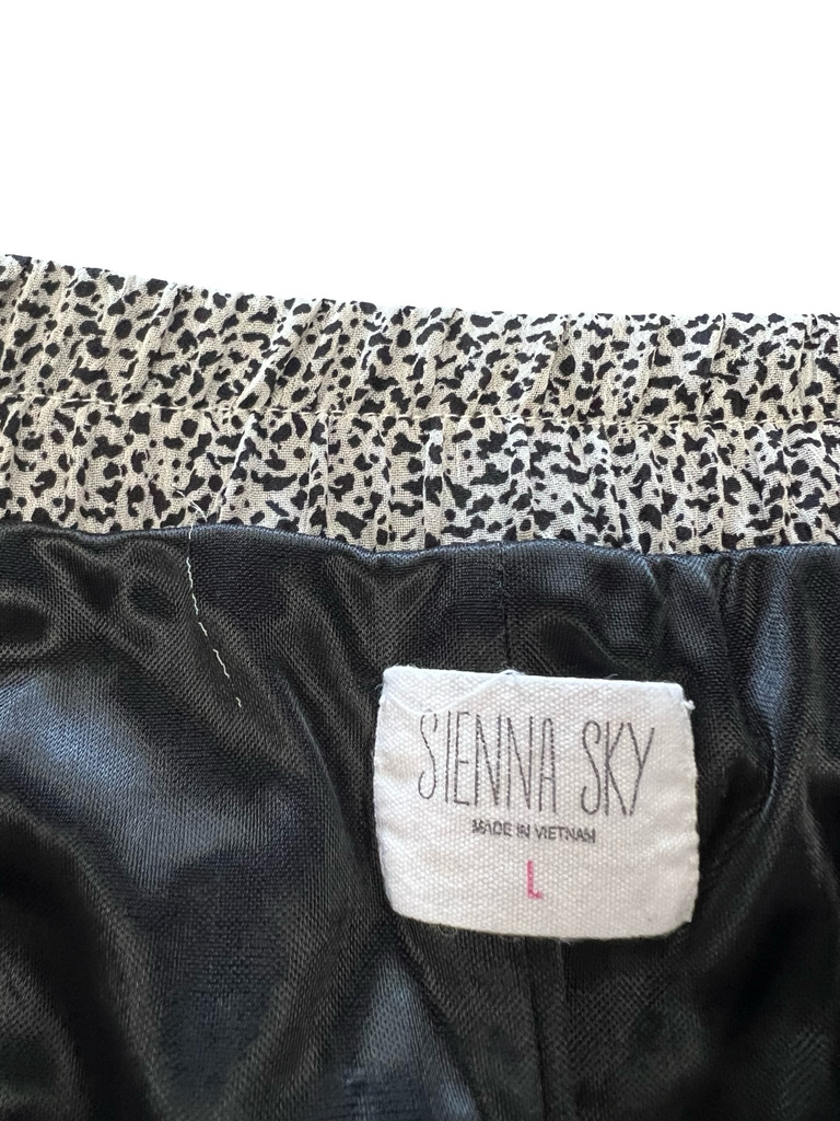 Large Sienna Sky Women's Black and White Patterned Skirt