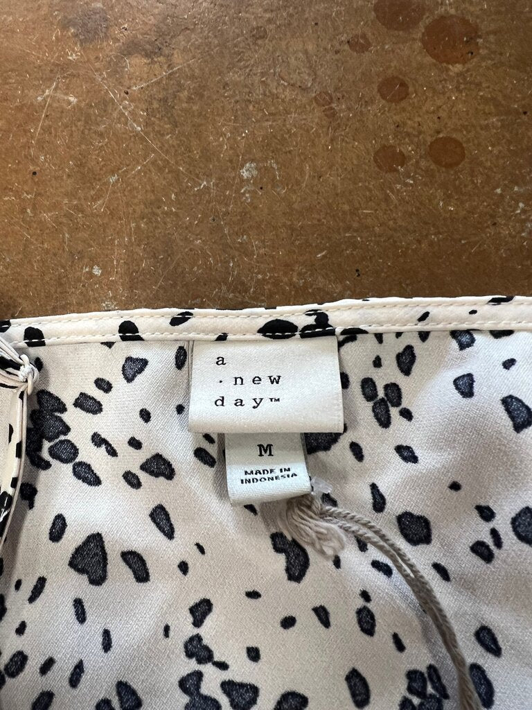 Medium A New Day Black and White Spotted Camisole