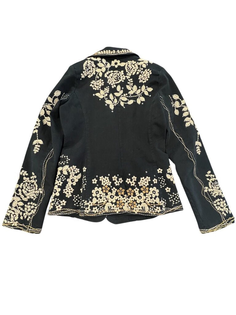 Small Paparazzi Women's Embroidered Blazer