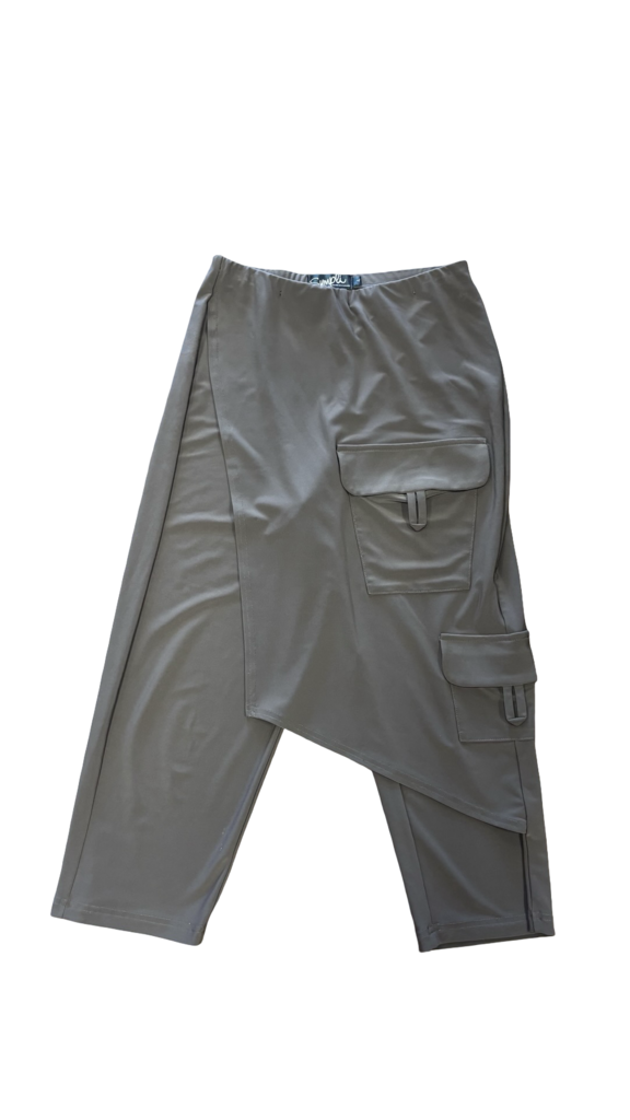 Size 4 Sympli Women's Green Pants