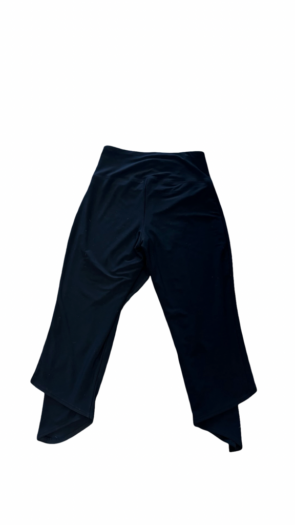 Size 6 Sympli Women's Black Flowy Capris