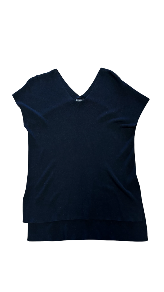 Small Versona Women's V-Neck Top