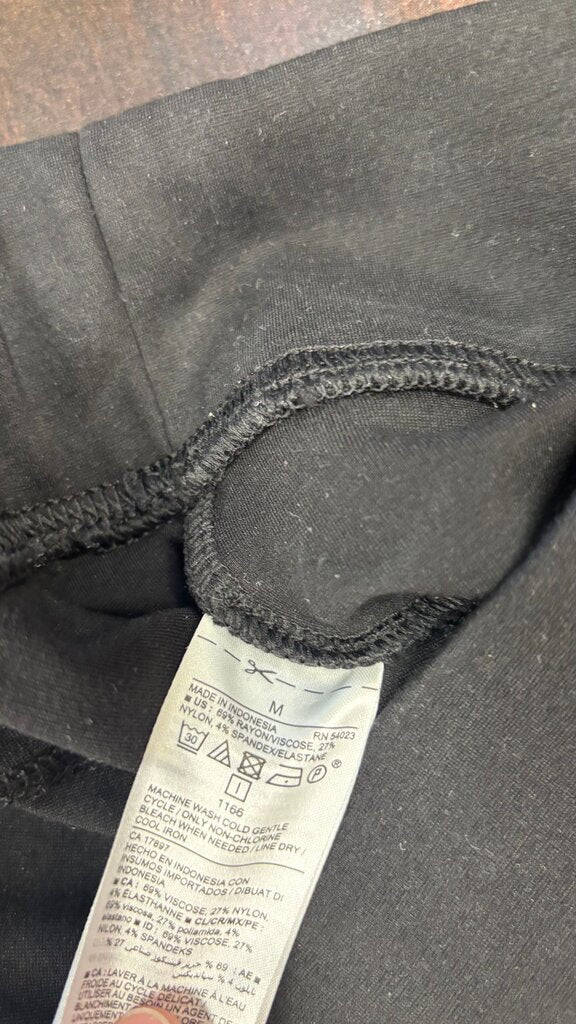 Medium Old Navy Black Slim Fit Pants