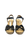 Size 8.5 UGG Joslyn Wedge
