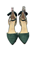 Size 8 Elegant Green Heeled Sandals with Bow