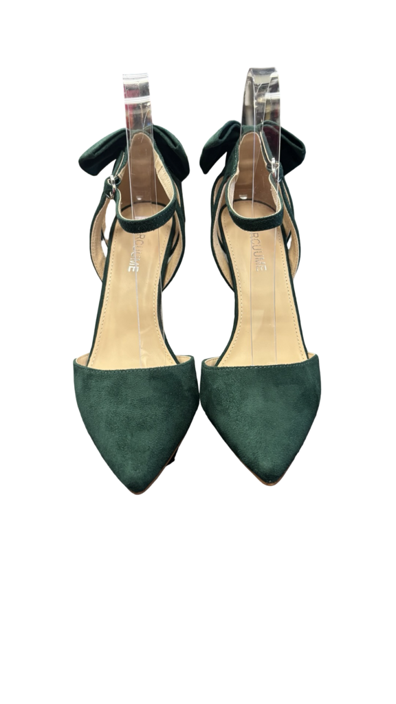 Size 8 Elegant Green Heeled Sandals with Bow