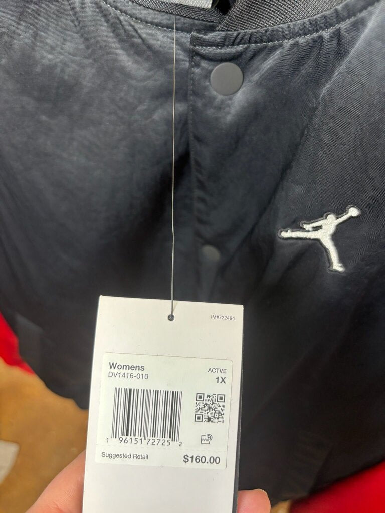 Jordan Women's Black and Red Jacket