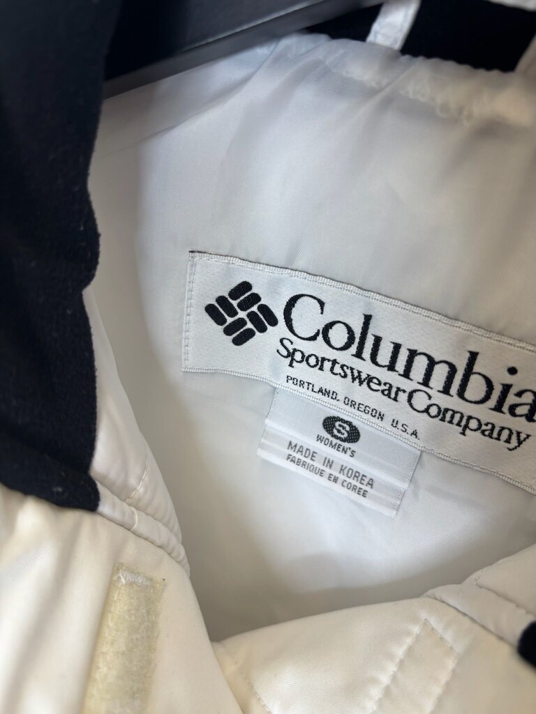 Small Columbia Women's White and Navy Puffer Vest
