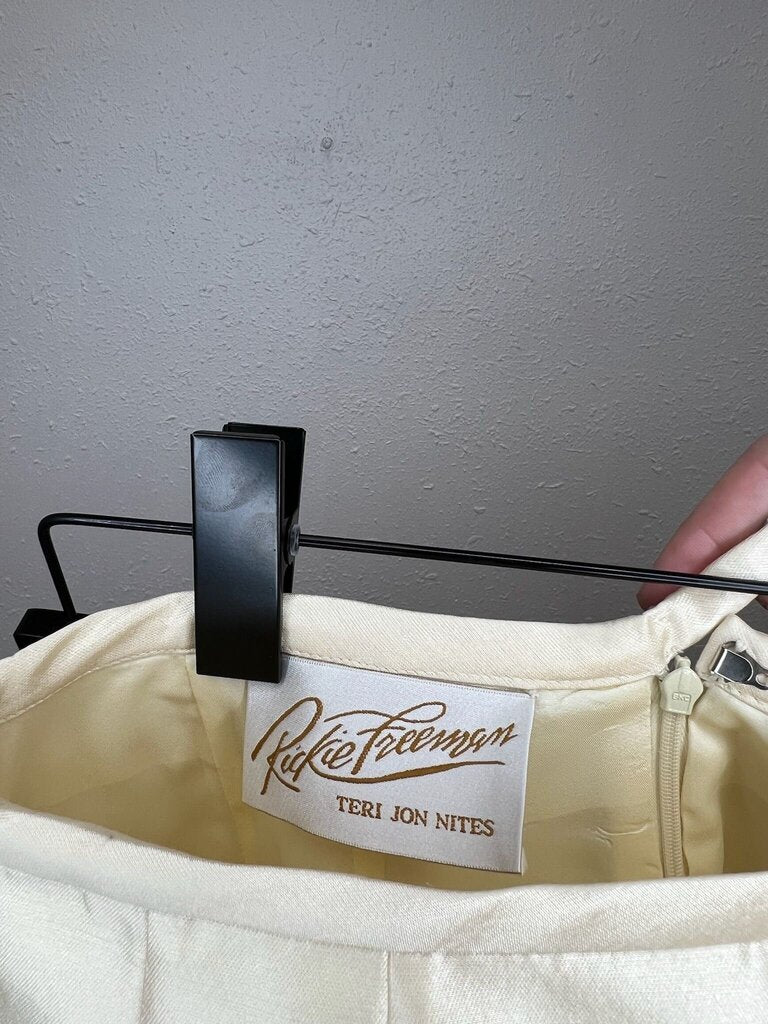 Rickie Freeman Teri Jon Nites Satin Skirt