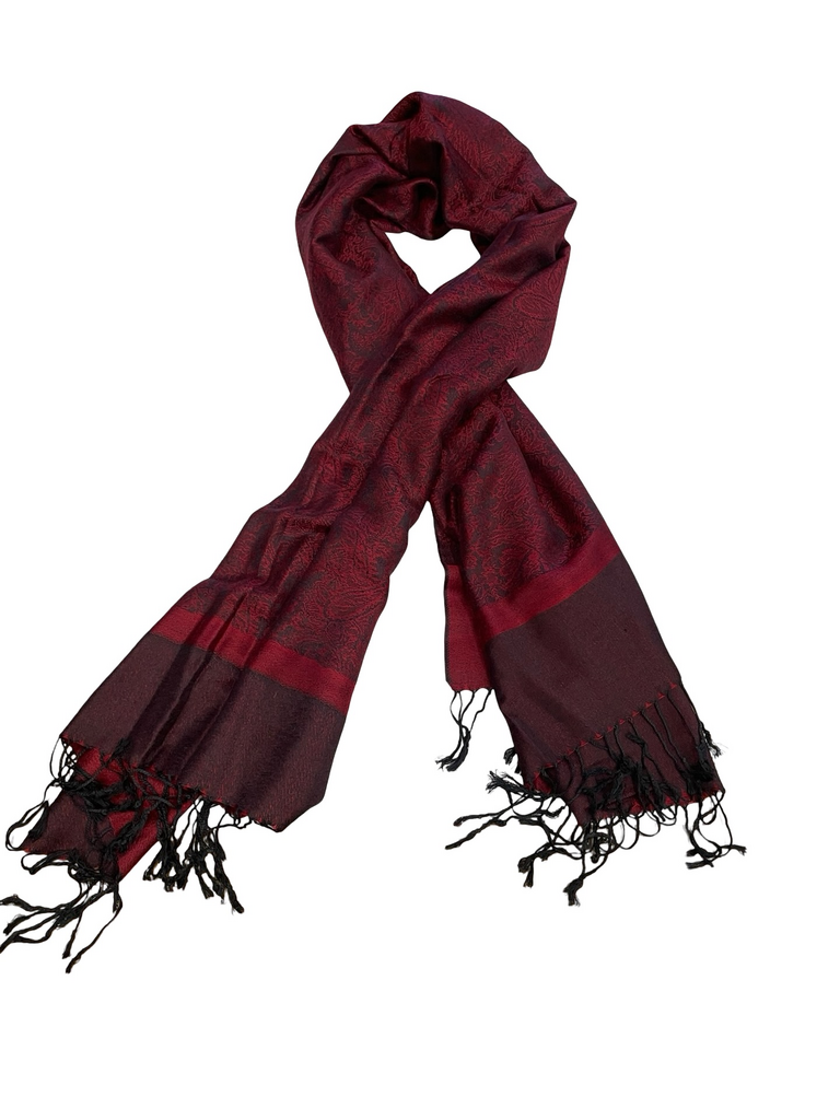 Elegant Red Paisley Pattern Scarf