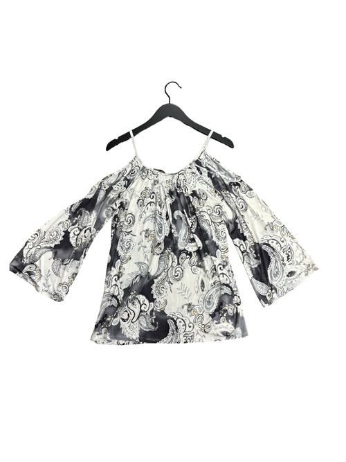 Ariella Women's Black and White Floral Print Top