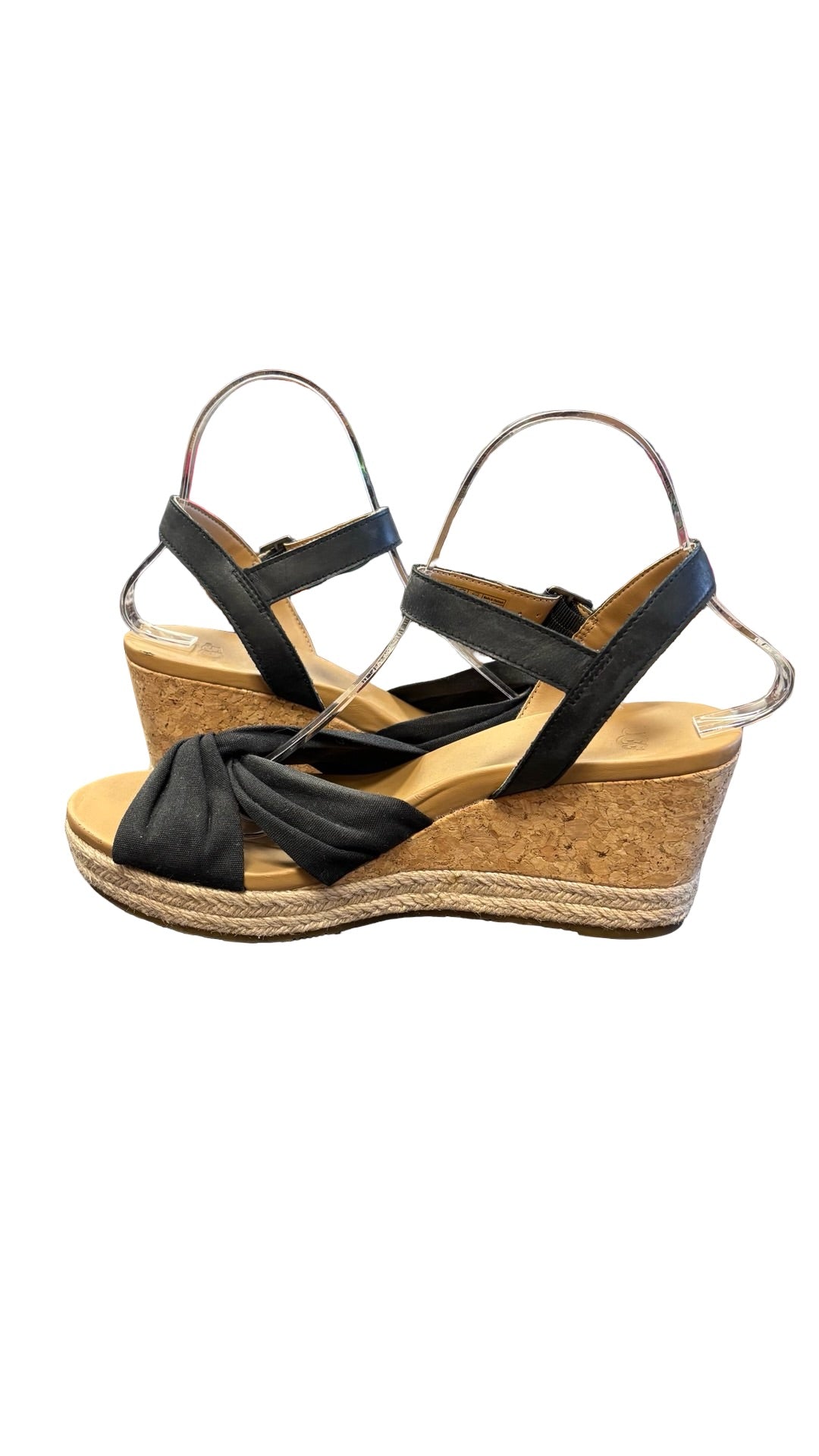 Size 8.5 UGG Joslyn Wedge