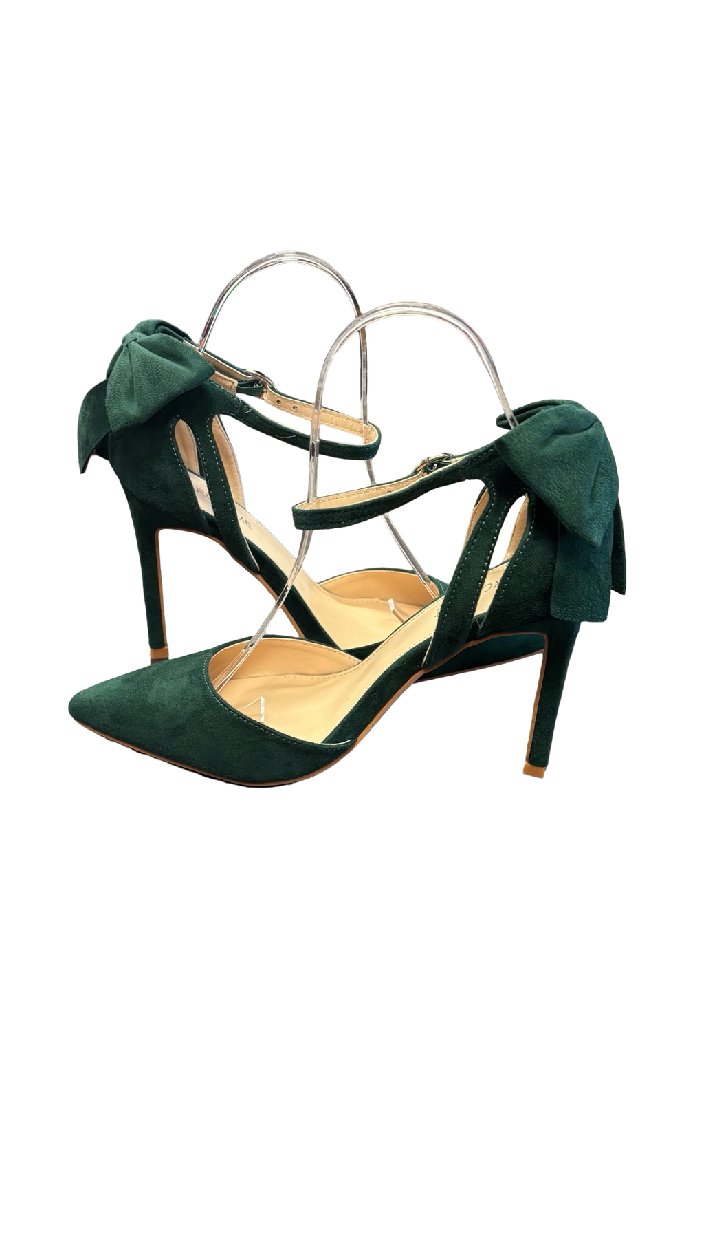 Size 8 Elegant Green Heeled Sandals with Bow